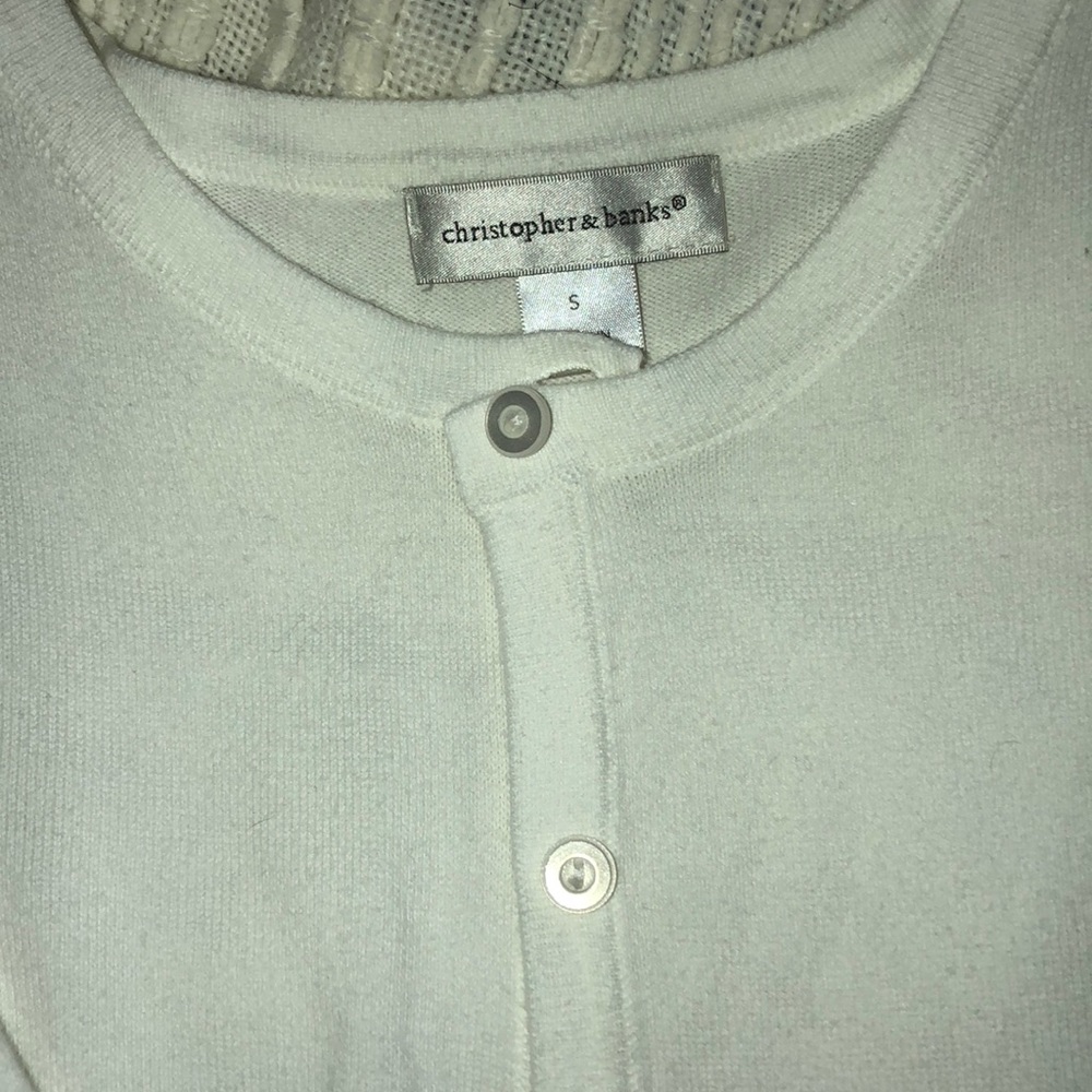 •Button-Down Cardigan• - Picture 2 of 3